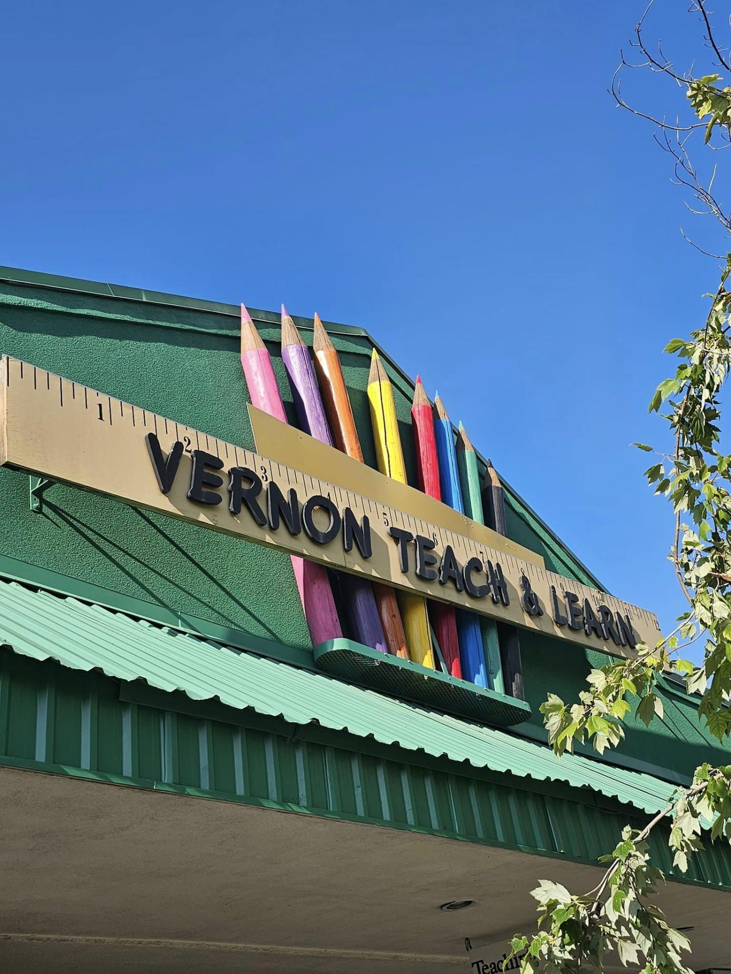 Vernon Teach and Learn - Lollipop Lane Vernon Teach and Learn - Lollipop Lane