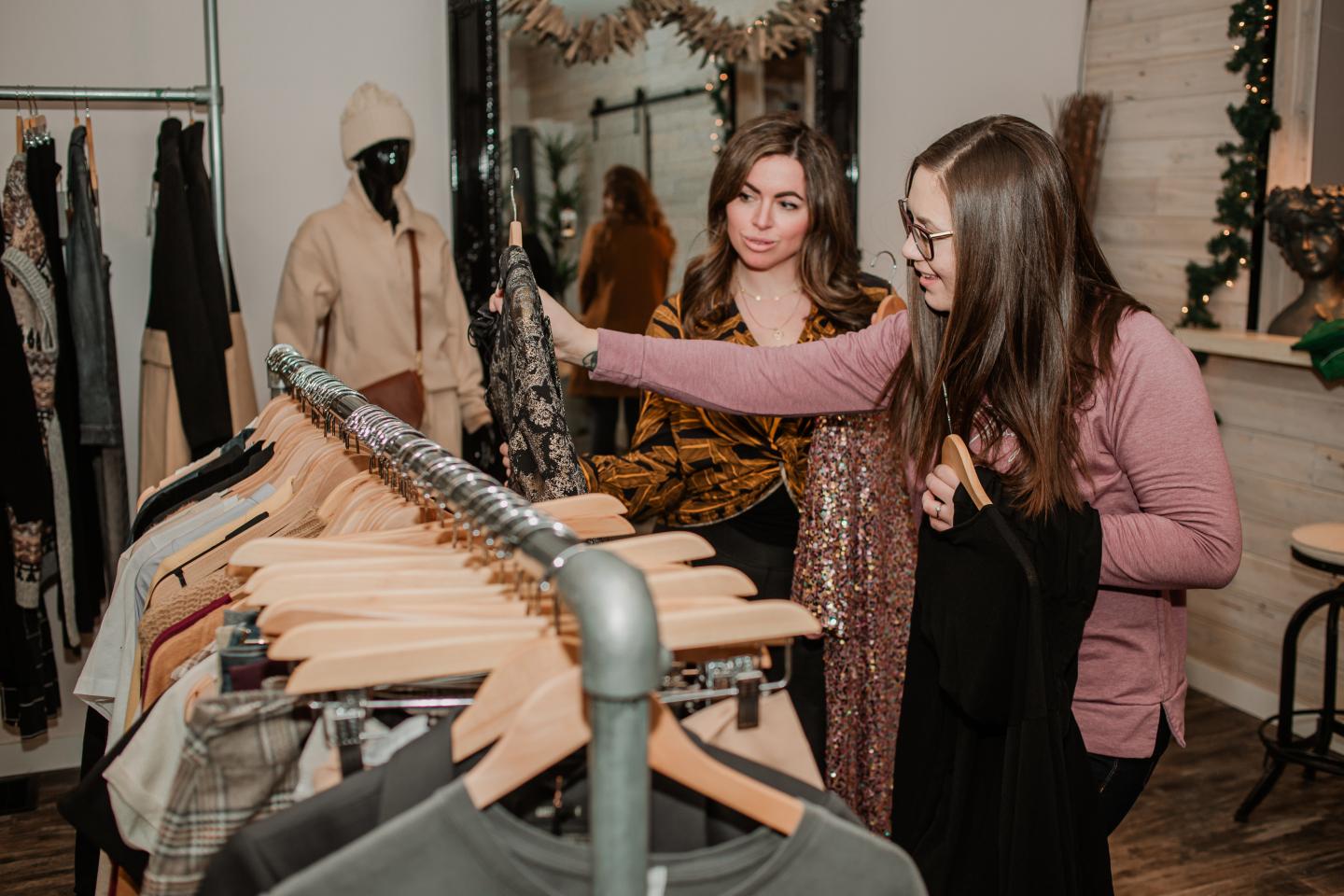 women shopping