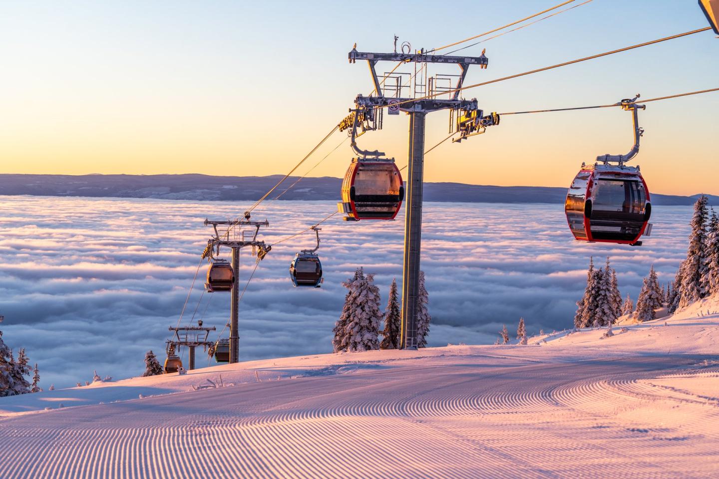 Gondola above the clouds and a pretty sunrise at Silver Star Mountain