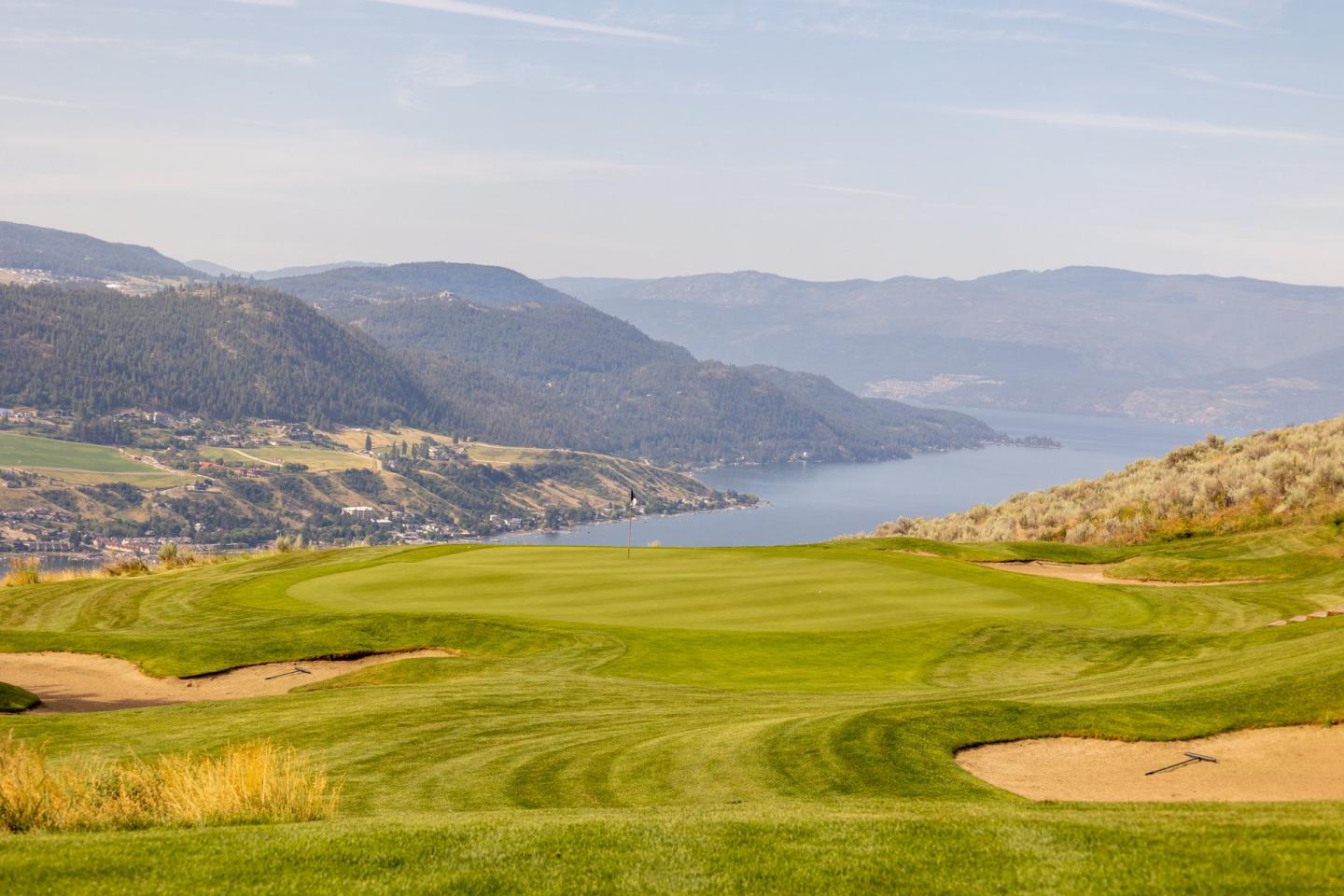 The Rise Golf Course overlooking the lake