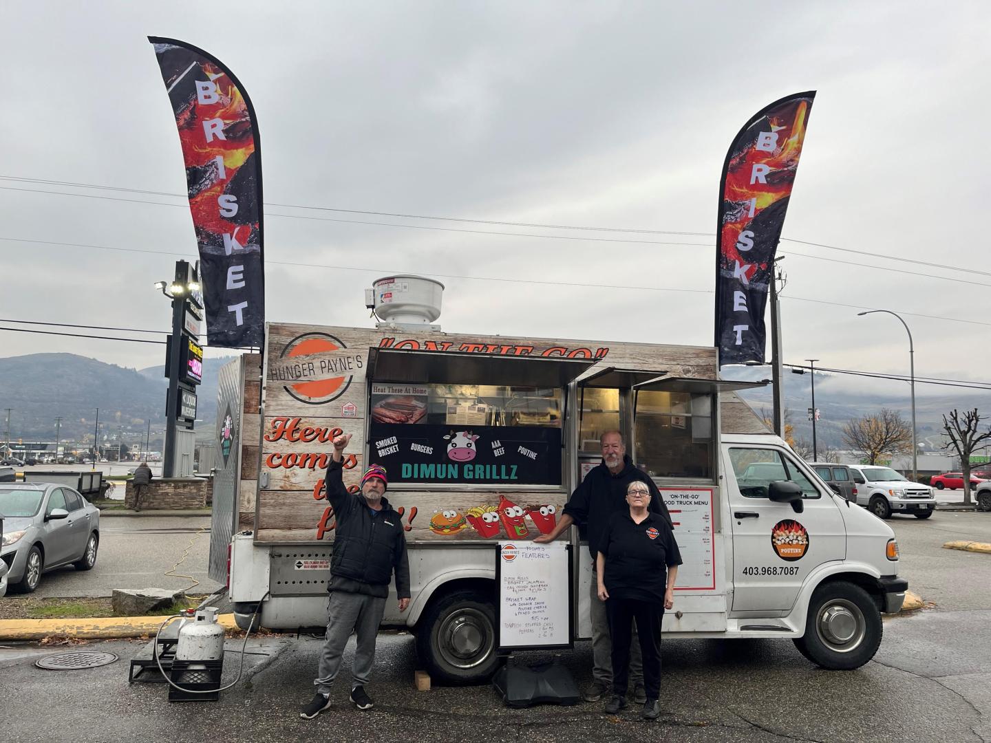 Hunger Payne's Food Truck with people