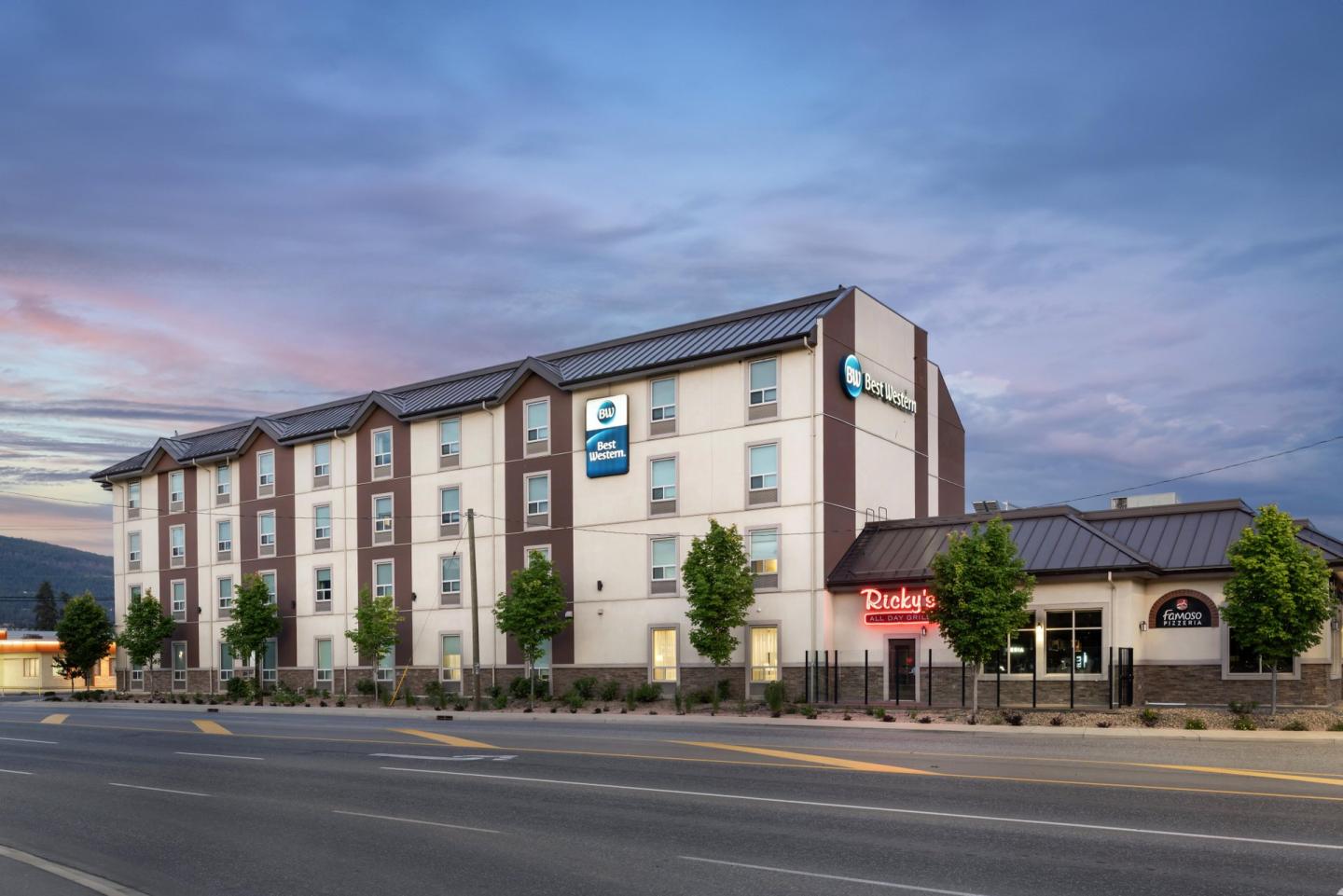 exterior photo of Best Western hotel in Vernon