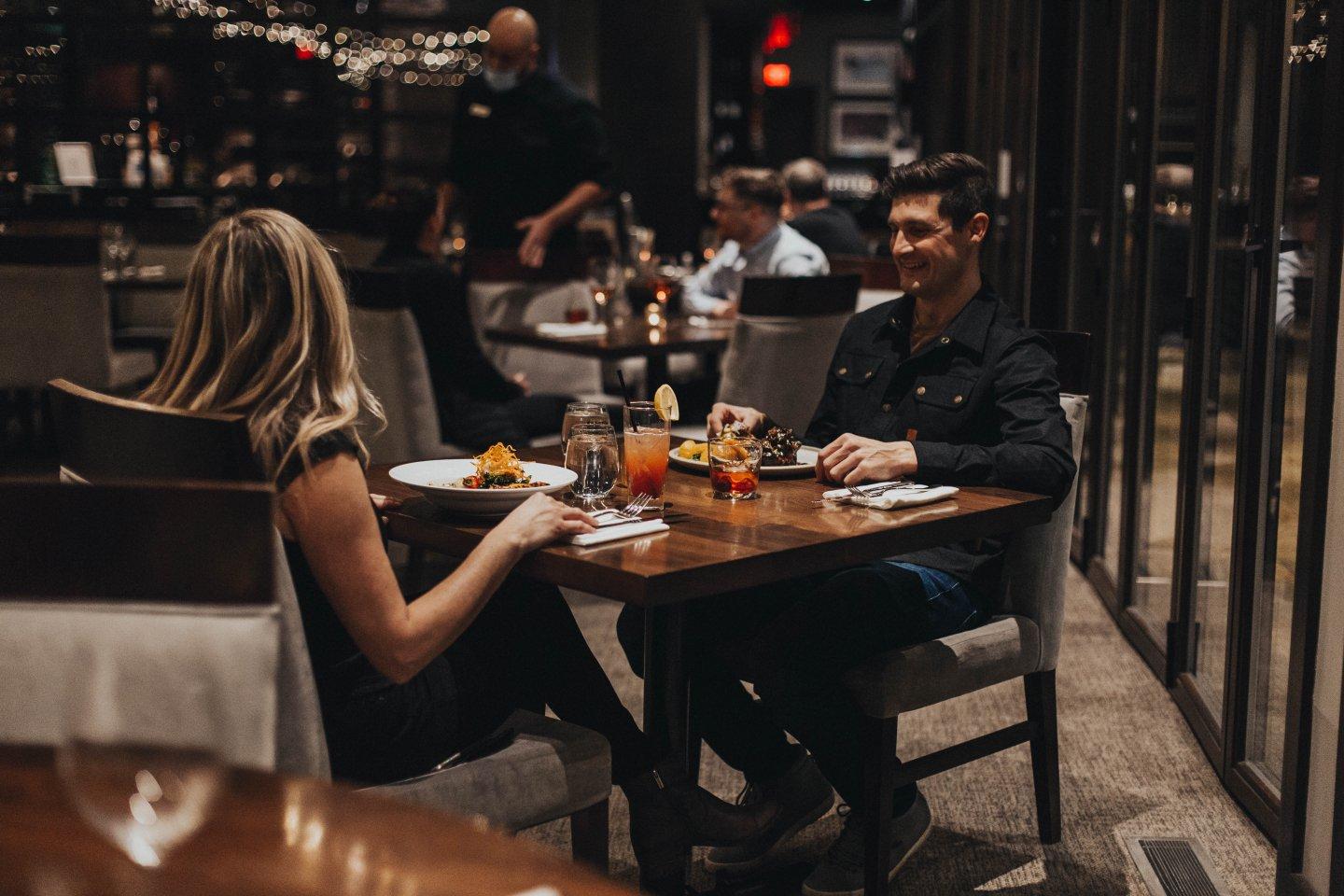 Range Lounge & Grill