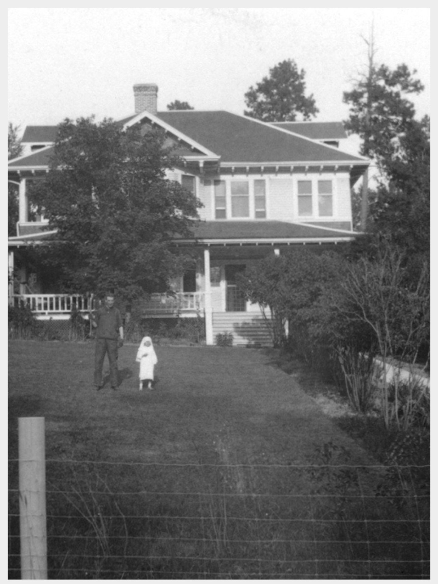 The Caetani House circa 1920s on Pleasant Valley Rd, Vernon, BC.